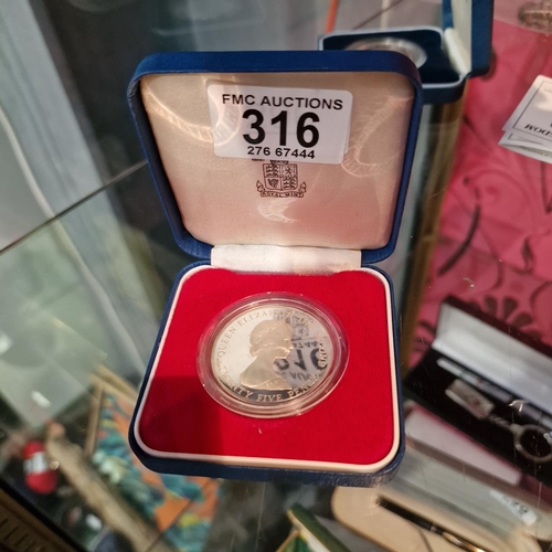 Lot 316       