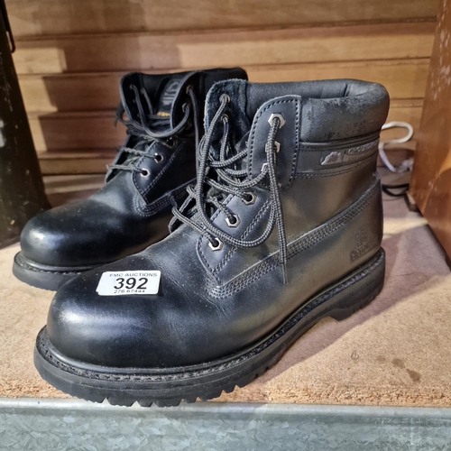 392 - Size 10 Work Boots