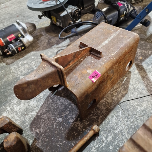 304 - Block Splitter To Suit Digger 60mm pin?