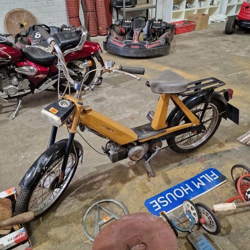 490 - Jawa Moped - Been In Storage, With Tax Book - Historic Vehicle