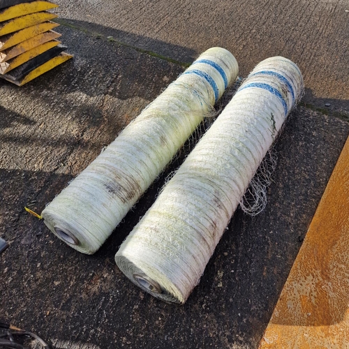 512 - 2 Rolls of Round Bale Netting