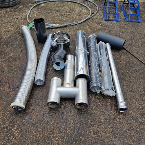 531 - Lot Of Flue Pipes