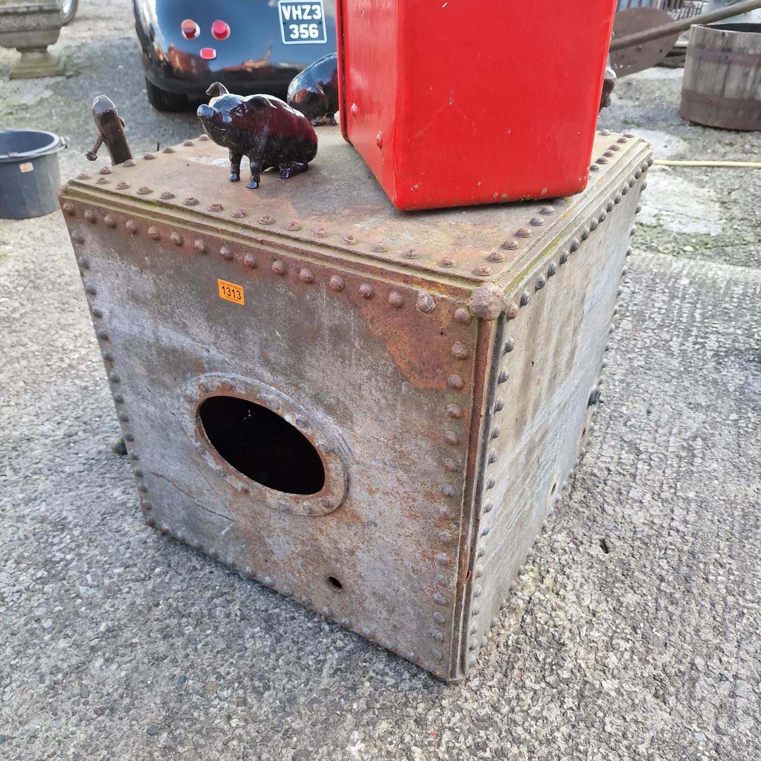 Heavy Galvanised Riveted Tank