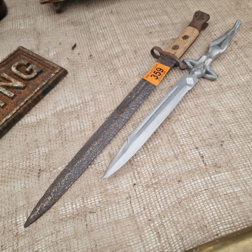 359 - 2 Old Daggers