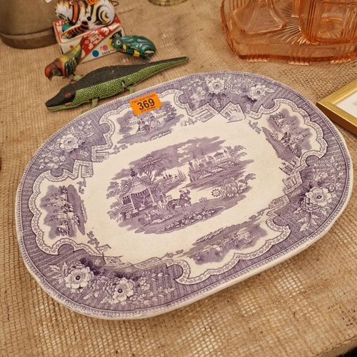 369 - A Willow Pattern Platter