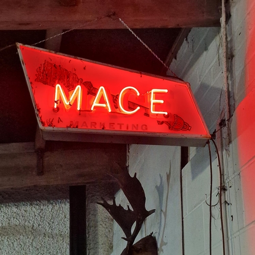 669 - Light Up Neon Mace Sign