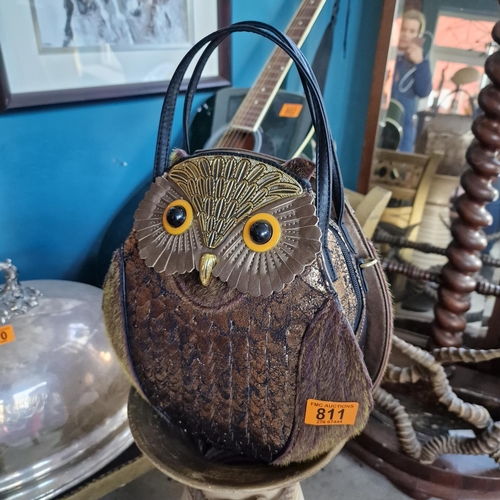 811 - A Lovely Owl Handbag