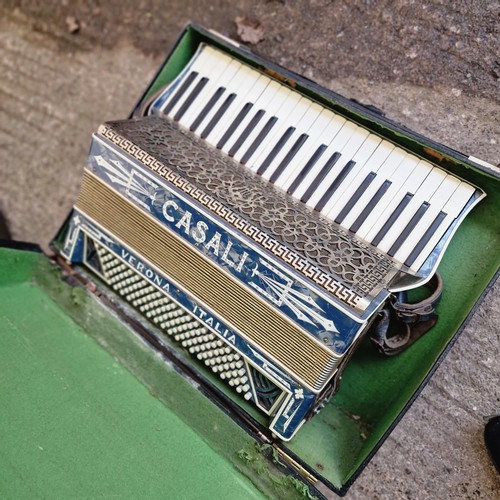 1913 - An Old Casali Verona Italia Piano Keyed Accordian