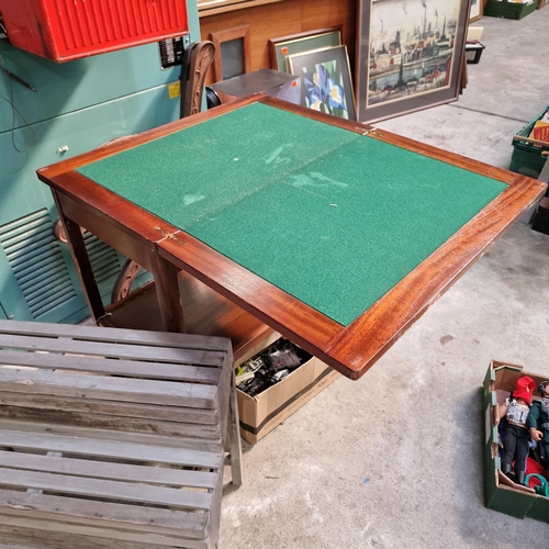 150 - Card Table