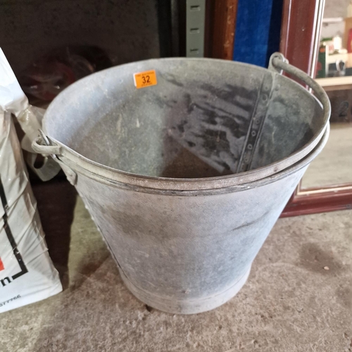 32 - Galvanised Bucket