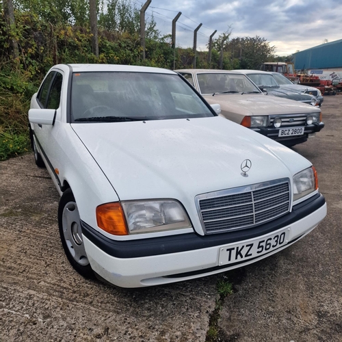 824 - 1995 Mercedes C180 Automatic, Needs MOT, Running Well, With Tax Book, Been In Storage Since 2017