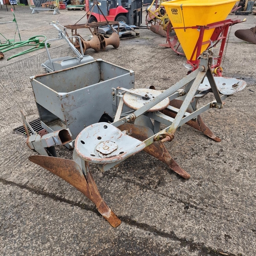 Ferguson Potato Dropper With Bell, Badge & Seat