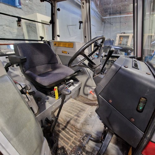 804 - 1996 MF 372 12 Speed Shuttle Gearbox, 2,400 Hours, with Tax Book, Perfect Running Tractor ** VAT PAY... 