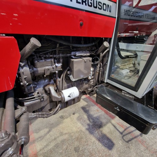 804 - 1996 MF 372 12 Speed Shuttle Gearbox, 2,400 Hours, with Tax Book, Perfect Running Tractor ** VAT PAY... 