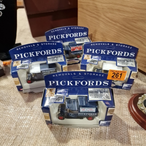 261 - 4x Corgi Pickfords Models