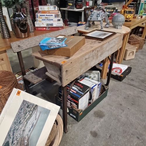 36 - Old School Desk