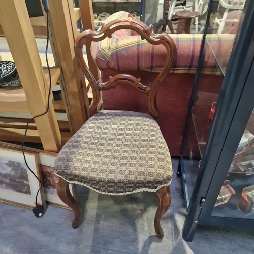 65 - Lovely Victorian Chair