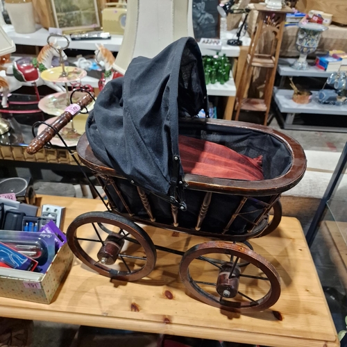 190 - Vintage Style Pram