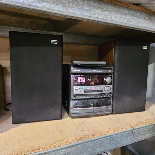 492 - Aiwa Stereo System With Speakers