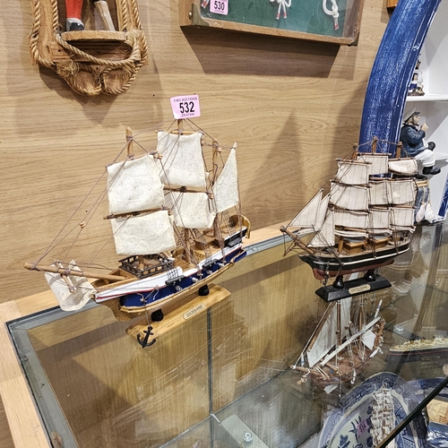 532 - 2 Model Ships