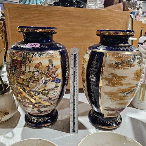 327 - A Beautiful Pair Of Large Japanese Vases