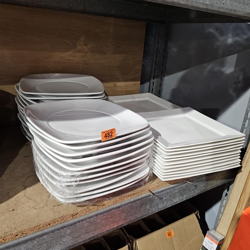 482 - 3 Lots Of Square Plates