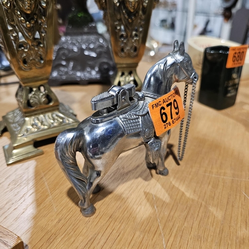 679 - Unusual Horse Lighter