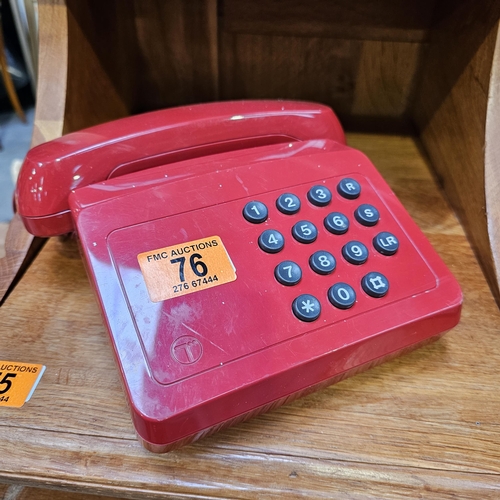 76 - Red Telephone