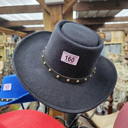 Lot 160       