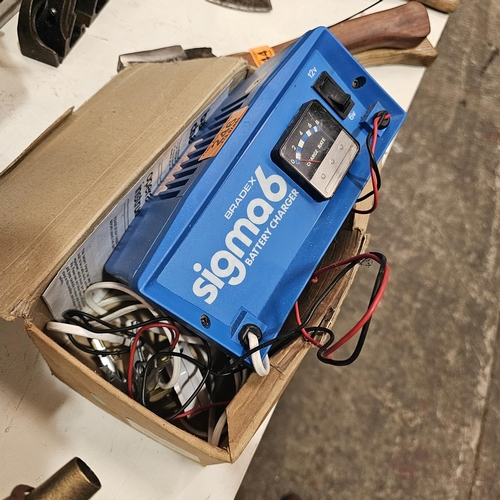 246 - Small Battery Charger