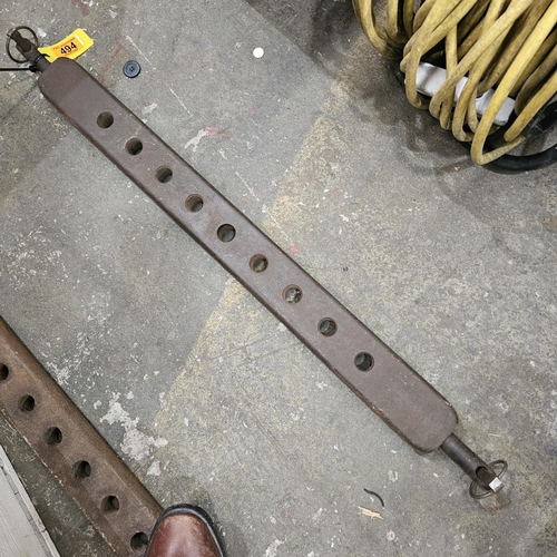 494 - Ferguson 9 Hole Bar