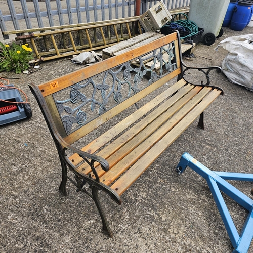 531 - Garden Bench