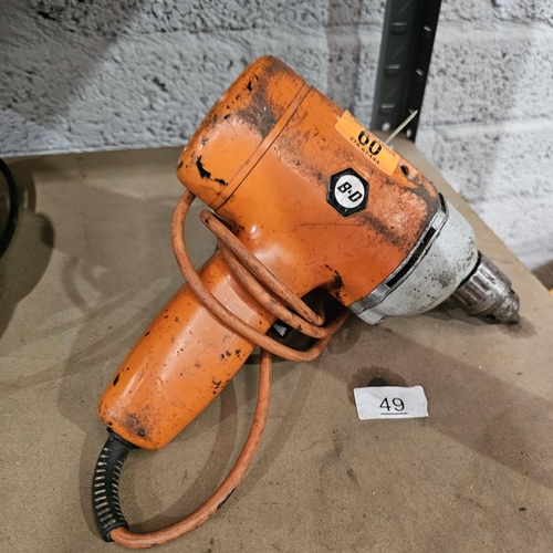 60 - Old Black & Decker Drill - Working
