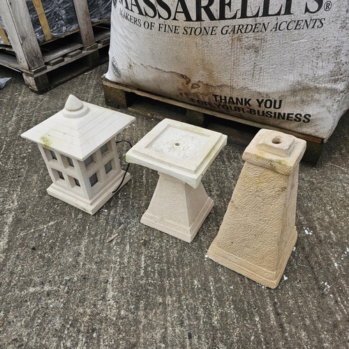 824 - Outdoor Lantern & 2 Pedestals