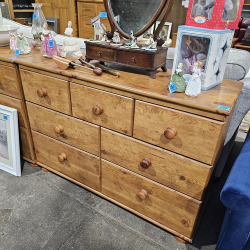250 - A Great Set Of Drawers