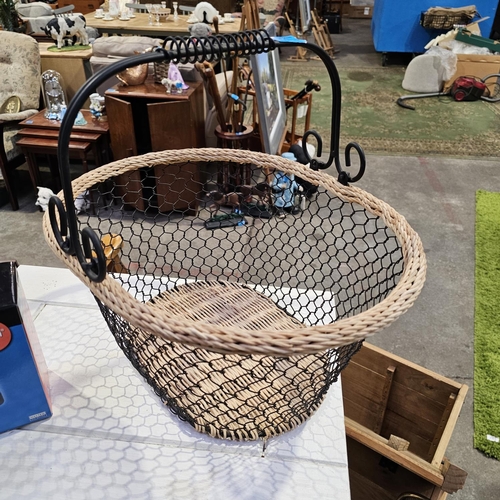 Lot 52        