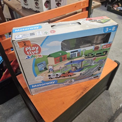 Lot 2         