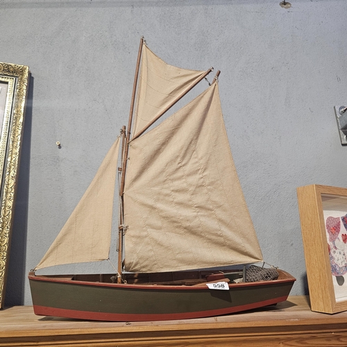 558 - Fishing Boat Model