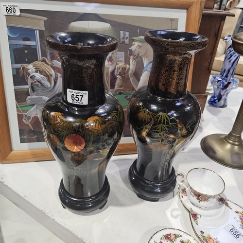 657 - Lovely Matching Pair Of Vases