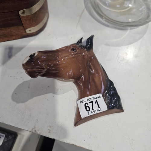 Lot 671       