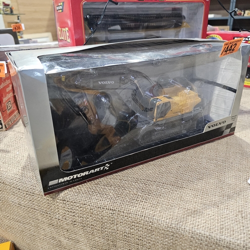 1442 - Volvo Digger 1:50