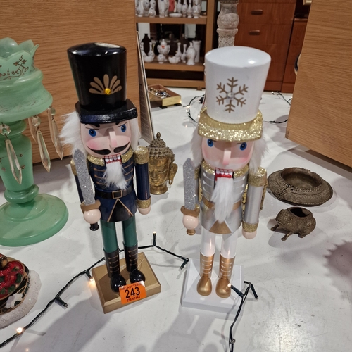 243 - 2 Nutcracker Figures