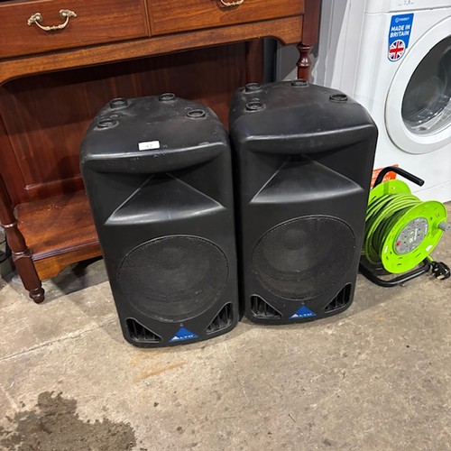 70 - Set Of  2 Speakers