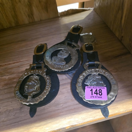 148 - Royal Horse Brass & Coins