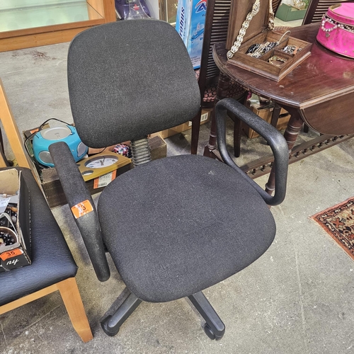 33 - A Swivel Office Chair
