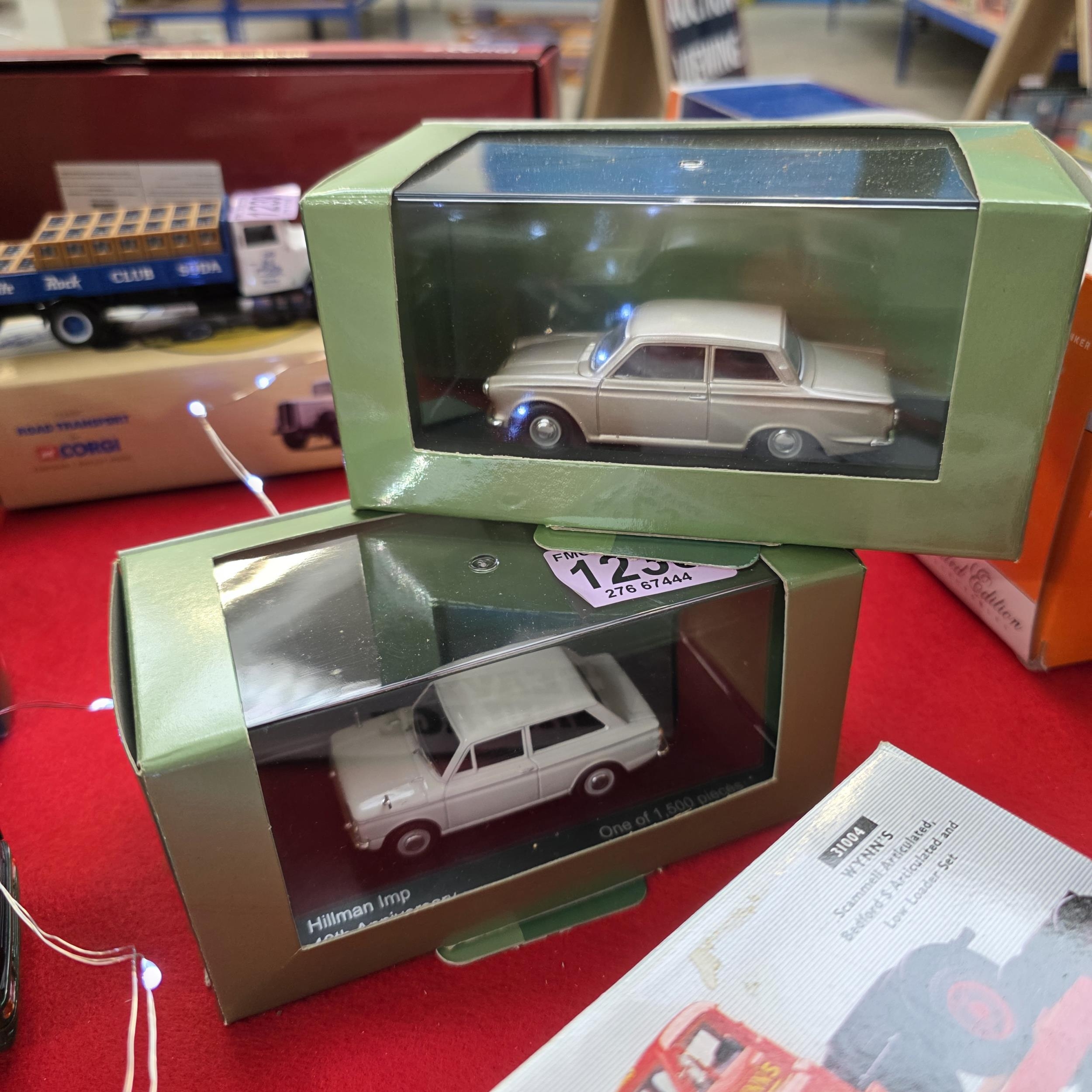 2x Vanguards Anniversary Models 1:50
