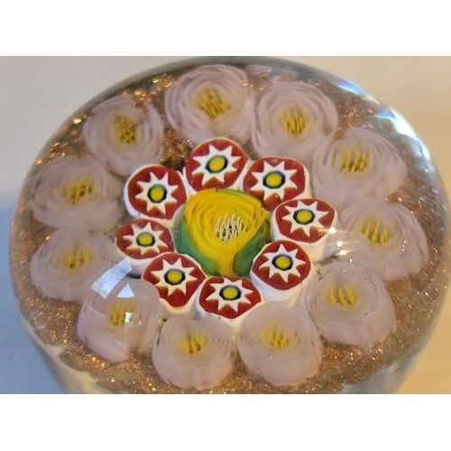 147 - James Hart paperweight - Multiple lilac roses in circle arouund 8 canes and a central yellow rose, a... 