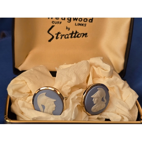 152 - Wedgwood pair Cufflinks - Quality retro blue jasperware, of Greek/Roman centurians heads. On gold su... 
