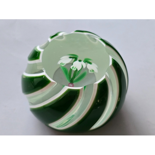 154 - Valentines Gift: Perthshire paperweight - This is the 1987B  paperweight from Perthshire limited ann... 