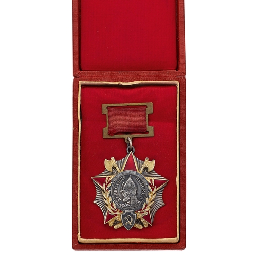 95 - Russia. Soviet Order of Alexander Nevsky WW2 breast badge. A fine silver, gilt, red enamelled exampl... 